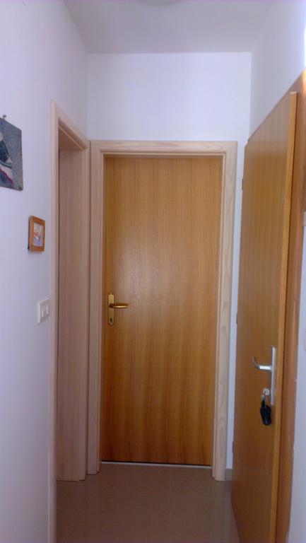 Apartment Feliks Мандре Номер фото